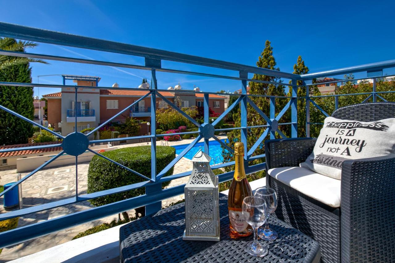 Antonia'S Palace Rooftop Jacuzzi Stunning View パ フォス エクステリア 写真